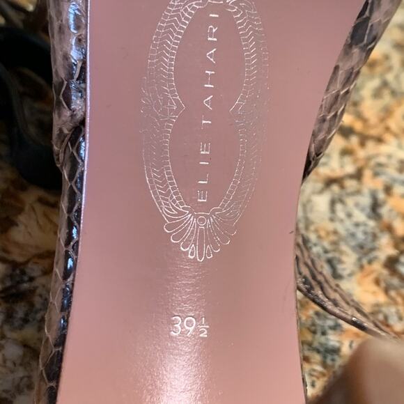 Elie Tahari Womens Brown Snakeskin Peep Toe Shoes Heels Size US 9.5 - Picture 10 of 11